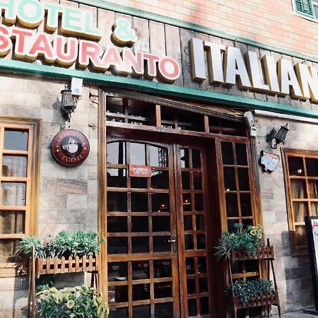 Italian House Hotel Baghdad Exterior photo