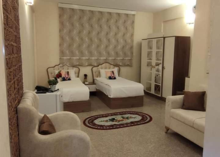 Italian House Hotel Baghdad Exterior photo